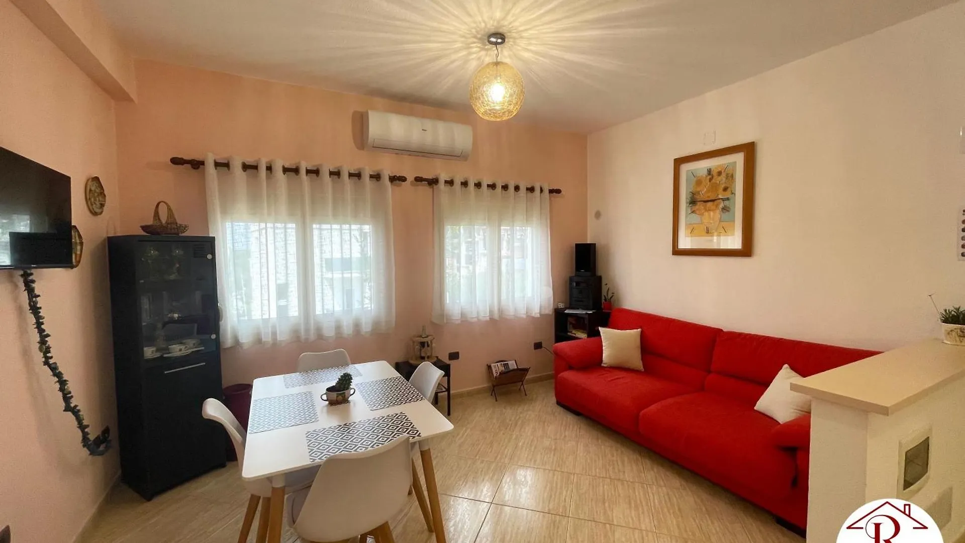 Beautiful And Spacious Apartment With 2 Bedrooms Durres Albania