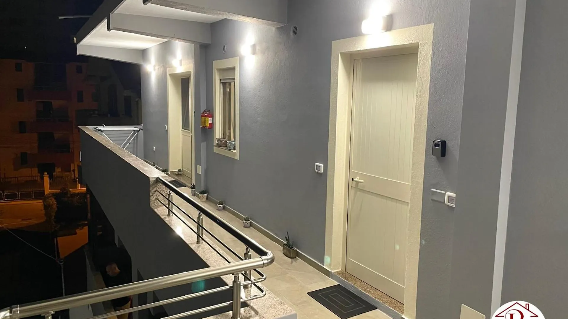 Beautiful And Spacious Apartment With 2 Bedrooms Durres 0*,